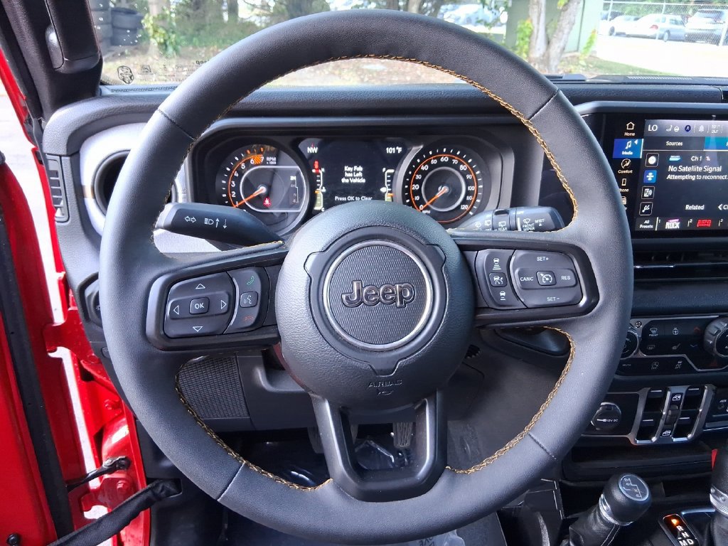Used 2024 Jeep Wrangler Unlimited Sport AWD/4WD image 16