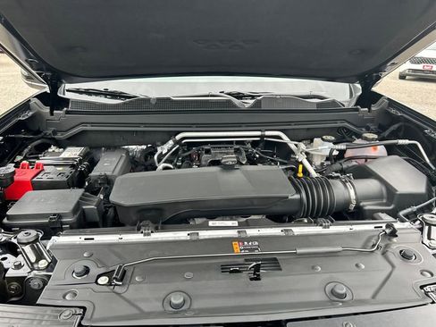 New 2026 GMC Canyon Elevation w/ Convenience Package image 10