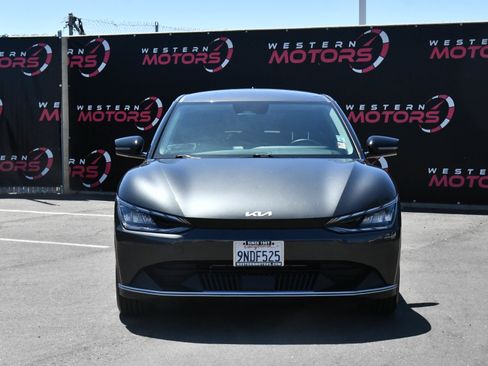 Used 2024 Kia EV6 Light RWD image 2