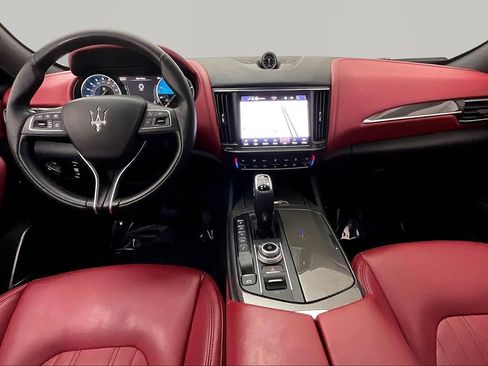 Used 2022 Maserati Levante GT AWD/4WD image 7