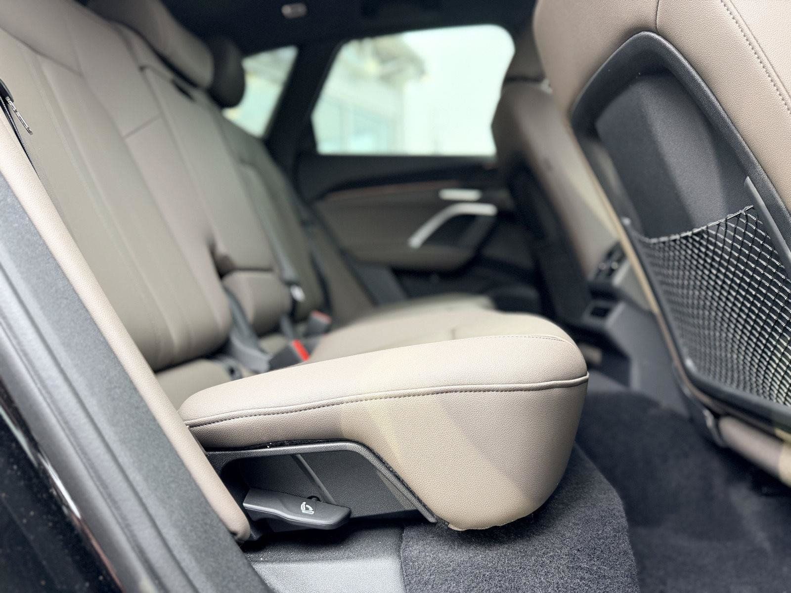 Certified 2025 Audi Q5 Premium w/ Convenience Package AWD/4WD image 18