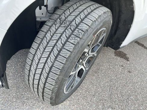 New 2026 Ford Maverick Lariat image 11