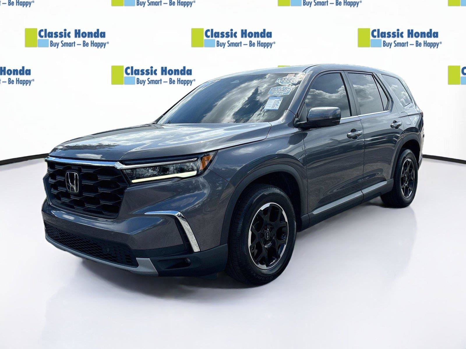 Certified 2025 Honda Pilot EX-L image 3