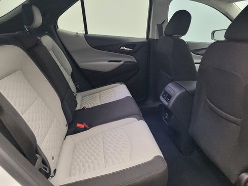 Used 2020 Chevrolet Equinox LS w/ LS Convenience Package image 19