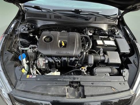 Used 2023 Kia Forte LXS image 30