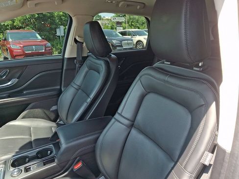 Certified 2023 Lincoln Corsair AWD w/ Equipment Group 101A image 14