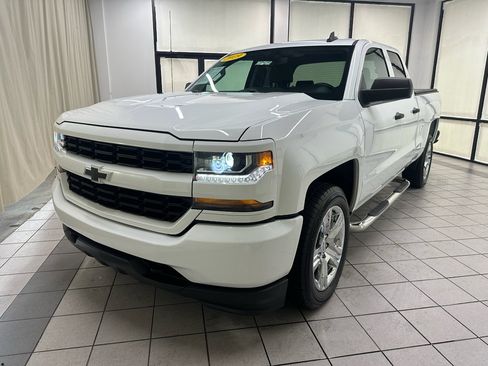 Used 2019 Chevrolet Silverado 1500 Custom w/ Texas Edition AWD/4WD image 11