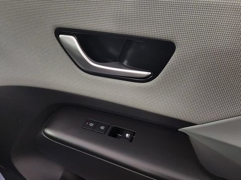 Certified 2024 Hyundai Kona Limited FWD image 13