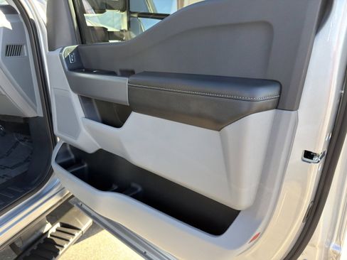Used 2023 Ford F250 XL w/ STX Appearance Package image 11