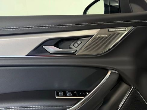 Used 2024 Jaguar XF R-Dynamic SE image 23