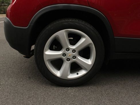 Used 2015 Chevrolet Trax LTZ FWD image 5