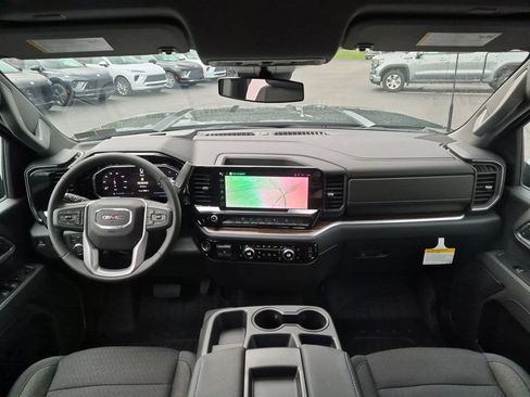 New 2026 GMC Sierra 2500 SLE w/ SLE Value Package; AWD/4WD image 9