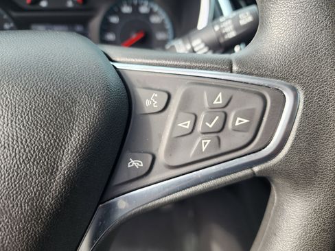 Used 2018 Chevrolet Equinox LT image 29