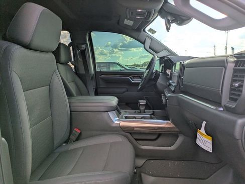 New 2025 Chevrolet Silverado 1500 LT w/ Safety Package RWD image 30