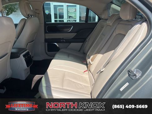 Used 2017 Lincoln Continental Select FWD image 15