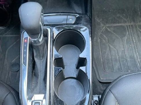 Certified 2024 Chevrolet Trax ACTIV w/ Sunroof Package FWD image 29