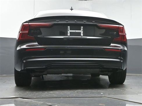 Certified 2024 Volvo S60 B5 Plus image 34