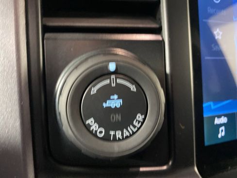 Used 2025 Ford F150 XLT w/ Equipment Group 302A MID image 33