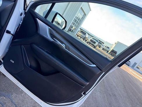 Used 2024 Cadillac XT5 Sportv w/ Technology Package image 16