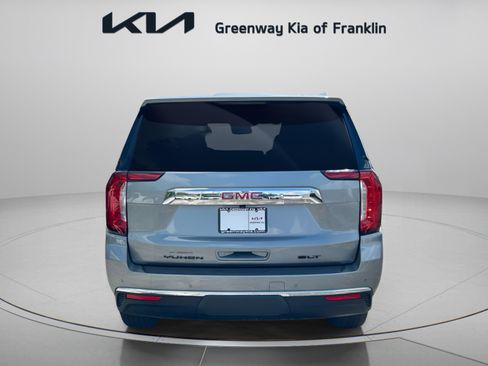 Used 2023 GMC Yukon SLT w/ SLT Luxury Package RWD image 6