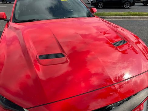 Used 2020 Ford Mustang Coupe image 7