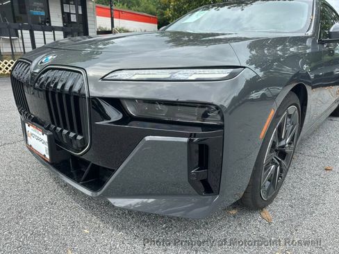 Used 2024 BMW 760i xDrive w/ Executive Package AWD/4WD image 32