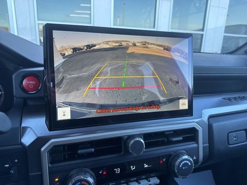 Used 2024 Toyota Tacoma TRD Sport w/ TRD Sport Upgrade Package image 15