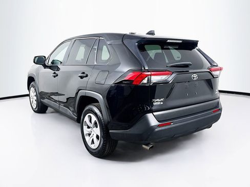 Used 2024 Toyota RAV4 LE AWD/4WD image 5