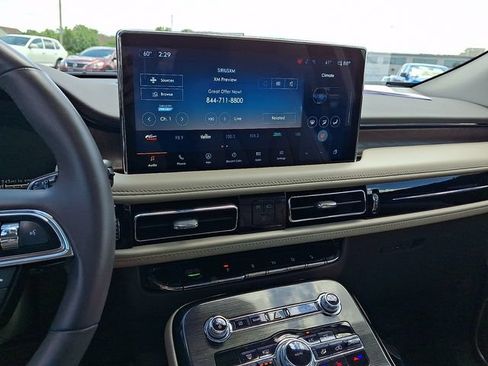 Used 2023 Lincoln Nautilus Reserve AWD/4WD image 16