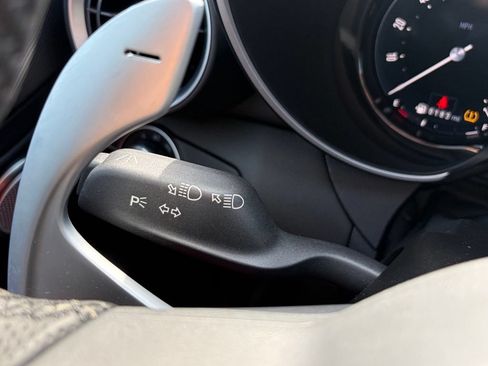 Used 2024 Alfa Romeo Giulia Veloce RWD image 41