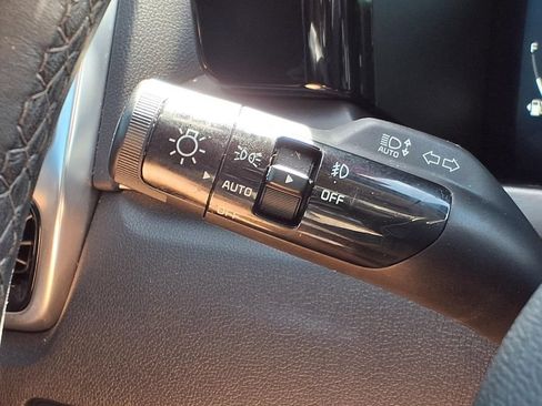 Certified 2023 Kia Sorento SX AWD/4WD image 18