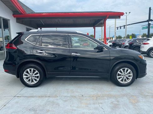 Used 2018 Nissan Rogue SV AWD/4WD image 5