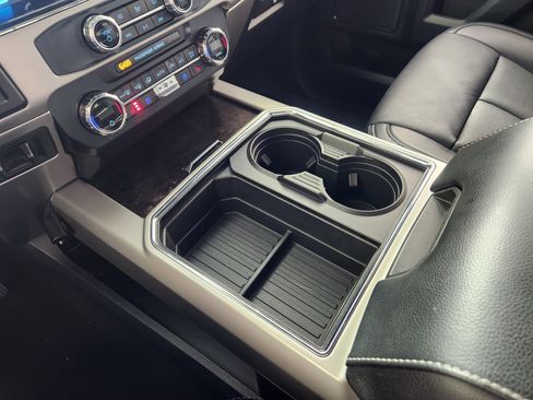 Certified 2022 Ford F350 Lariat w/ Lariat Ultimate Package image 25