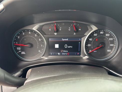 Used 2024 Chevrolet Equinox LT FWD image 25