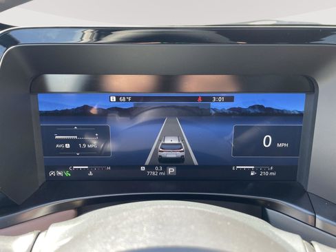 Certified 2026 Subaru Outback Touring XT AWD/4WD image 2