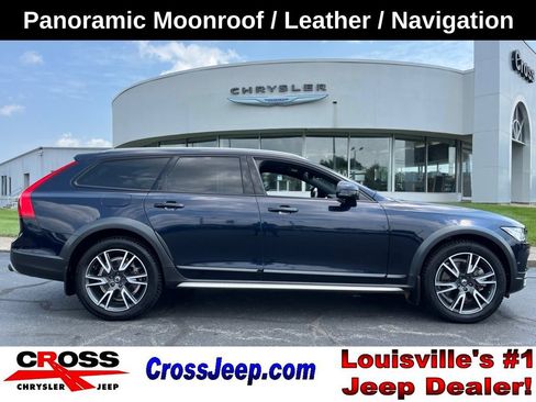Used 2019 Volvo V90 T6 Cross Country w/ Advanced Package AWD/4WD image 39