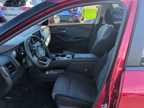 Certified 2023 Nissan Rogue SV image 12