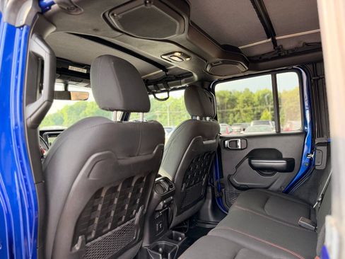 Used 2019 Jeep Wrangler Unlimited Rubicon AWD/4WD image 28