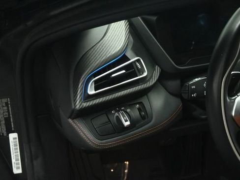 Used 2019 BMW i8 Coupe AWD/4WD image 47