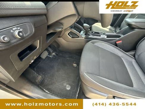 Certified 2025 Chevrolet TrailBlazer LS w/ LS Convenience Package FWD image 33