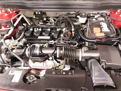 Used 2018 Honda Accord Touring image 21