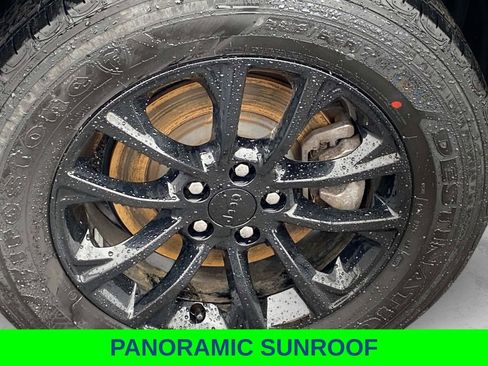 Certified 2023 Jeep Cherokee Altitude Lux w/ Lux Elite Package image 32