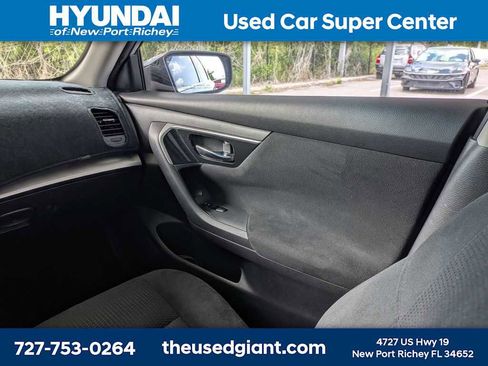 Used 2014 Nissan Altima 2.5 S w/ Sport Value Package FWD image 18