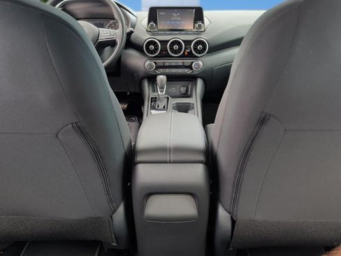 Used 2025 Nissan Sentra S FWD image 30