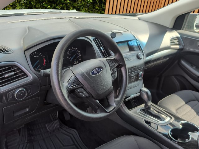 Used 2015 Ford Edge SE w/ Cargo Accessory Package FWD image 9