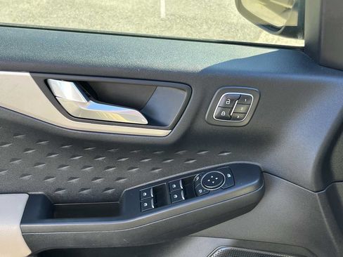 Used 2020 Ford Escape SEL AWD/4WD image 17