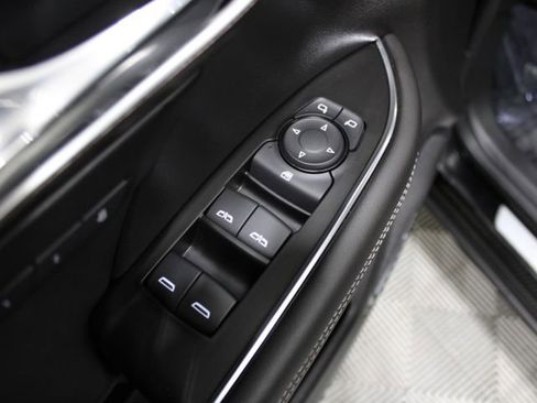Used 2023 Buick Envision Avenir AWD/4WD image 19