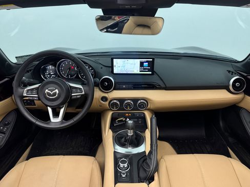 Used 2025 MAZDA MX-5 Miata 35th Anniversary image 19