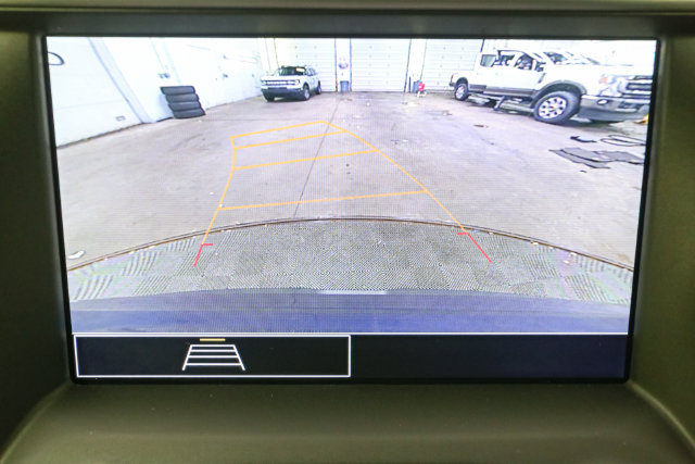 Used 2023 GMC Acadia SLE w/ Driver Convenience Package AWD/4WD image 26