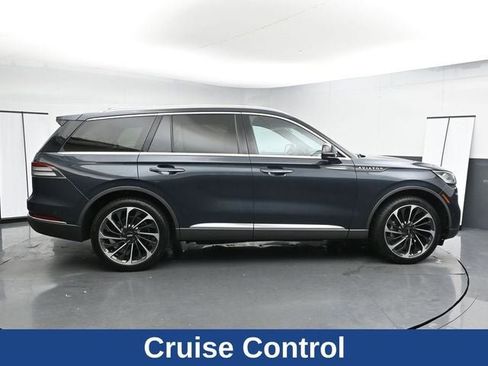 Used 2023 Lincoln Aviator Reserve w/ Equipment Group 201A image 13